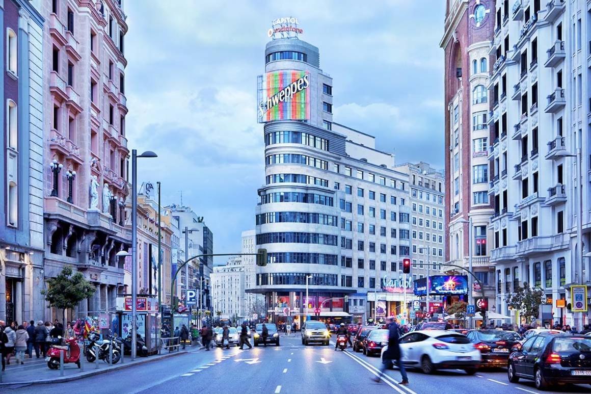Punta Me Rooms Near The Gran Via Madrid Exterior photo